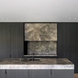 Elegant-Grey-kitchen-countertop-splashback-3